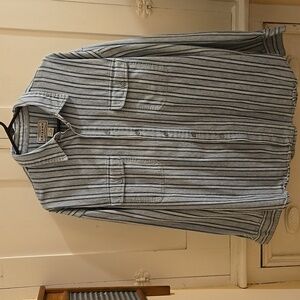 Arizona Jean Co. blue and white striped button-down shirt Sz L 🎁